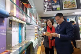 Hanoi lance la Rue du livre du printemps 2023