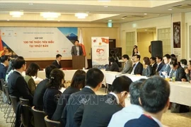 Les intellectuels vietnamiens au Japon se rencontrent