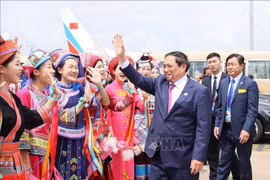 Le PM Pham Minh Chinh termine son voyage en Chine pour participer à CAEXPO et CABIS