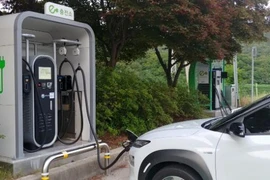 La demande de véhicules électriques augmente au Laos