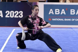 SEA Games 32 : Duong Thuy Vi remporte une médaille d'or en wushu