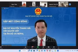 La rencontre avec des Vietnamiens résidant en Inde et au Népal