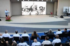 Cuba célèbre le 50e anniversaire de la visite du leader Fidel Castro au Vietnam