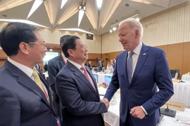 Le Premier ministre vietnamien rencontre le président américain et le président du Conseil européen