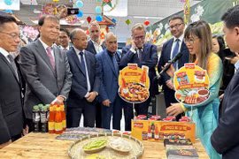 Ouverture de la Semaine des produits vietnamiens au supermarché Système U Noisiel en France