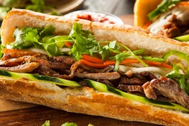 CNN : Le "bánh mì" vietnamien parmi les meilleurs au monde