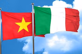 Félicitations à l’occasion du 50e anniversaire des relations diplomatiques Vietnam-Italie