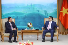 Le PM Pham Minh Chinh reçoit un haut responsable du Parti populaire cambodgien