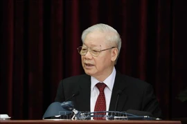 Le 8e Plénum du Parti du 13e mandat se clôture à Hanoi