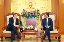 Le Vietnam promeut la coopération multiforme avec Singapour et l'Australie