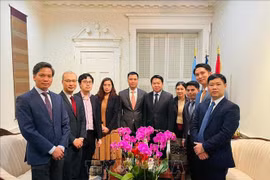 Le Vietnam félicite le Laos et le Cambodge pour leur Nouvel An