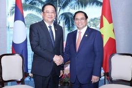 Le Premier ministre Pham Minh Chinh rencontre son homologue lao Sonexay Siphandone