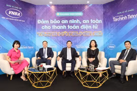 Les banques commerciales ont investi 15.000 milliards de dongs dans la transformation numérique