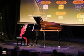 Finale du premier concours de piano et de chant pour des Vietnamiens en Europe
