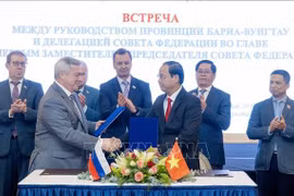 Vietsovpetro invitée à s’intéresser plus aux énergies renouvelables