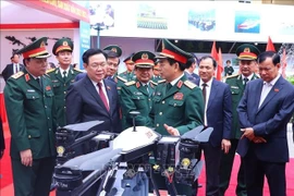 Le président de l'AN rend visite au Département général de l'industrie de la défense 