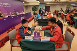 Jeux paralympiques asiatiques 2023: le Vietnam remporte 5 médailles d'argent aux échecs