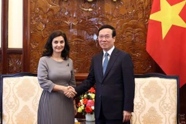 Le président Vo Van Thuong reçoit l'ambassadrice de Bulgarie
