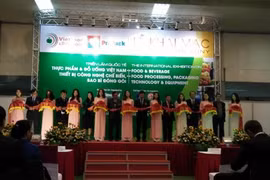 Ouverture de l’exposition VietFood & Beverage – ProPack 2016 à Hanoï