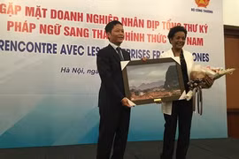 La secrétaire générale de la Francophonie rencontre des entreprises francophones