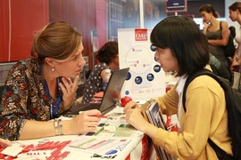  Étudiants et stagiaires vietnamiens, soyez les ​"Bienvenue en France​"