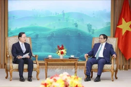 Le Premier ministre Pham Minh Chinh exhorte Samsung à investir plus au Vietnam 