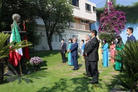 Activités célébrant l’anniversaire du Président Ho Chi Minh en Égypte et au Mexique