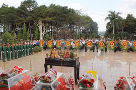 Rapatriement des restes de soldats volontaires vietnamiens tombés au Cambodge