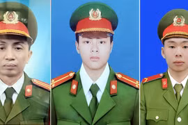 Trois pompiers décédés en service à Hanoi promus à un grade supérieur à titre posthume