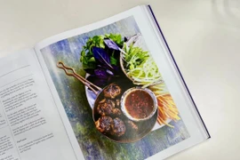 Le “bun cha” honoré à l’occasion du jubilé de platine de la reine du Royaume-Uni