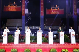 Le PM au lancement des activités de l’année du Chat du port de Tân Cang - Cat Lai
