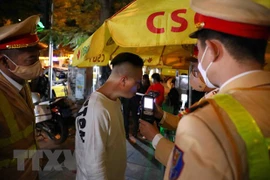 Hanoï traite près de 75.000 cas d'infractions à la sécurité routière