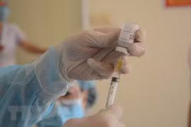 Covid-19 : le Vietnam se prépare à la 3e phase de vaccination
