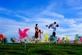 Journée vietnamienne de la famille : Famille paisible – société heureuse 