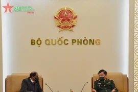 Le Vietnam attache une grande importance au partenariat stratégique avec Singapour