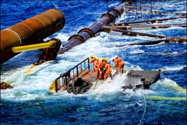 Le groupe PVN s'efforce de traverser la double crise