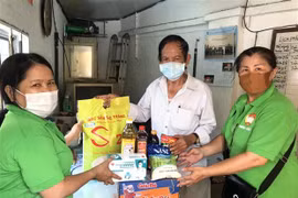 COVID-19: plus de 365.000 personnes à Hô Chi Minh-Ville bénéficient d'assistance 