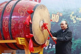 Le président de la République lance la Fête de plantation d’arbres à Phu Tho