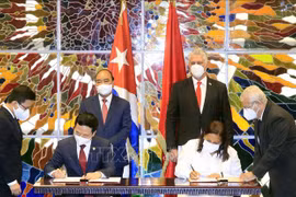 Le Vietnam et Cuba renforcent la coopération dans l'information et les communications