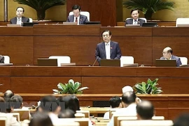 La séance d’interpellations se poursuit à l’Assemblée nationale