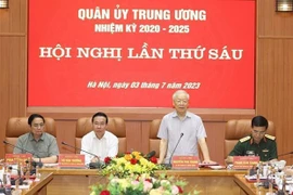 Le leader du Parti préside la conférence de la Commission militaire centrale