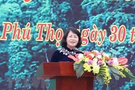 Lancement de la Fête de plantation d’arbres aux temples des rois Hung à Phu Tho