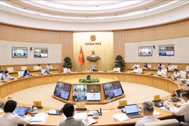 Le Premier ministre demande de trouver des solutions flexibles pour contrôler l’épidémie de Covid-19