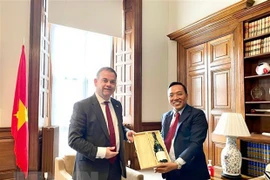 Promouvoir les relations Vietnam – Royaume-Uni 