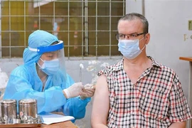 Covid-19 : Hô Chi Minh-Ville déploie un plan de vaccination pour les étrangers