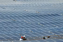 La Thaïlande investit dans des projets d’énergie solaire au Vietnam