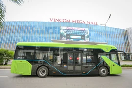 Premier modèle de bus électrique testé au Vietnam