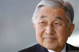 Félicitations à l’occasion du 84e anniversaire de l'empereur du Japon