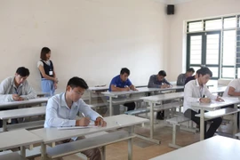 Concours d'éloquence en vietnamien en l'honneur de la Fête nationale du Laos