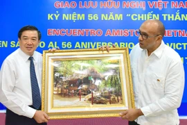 Échange d’amitié Vietnam – Cuba à Tuyên Quang